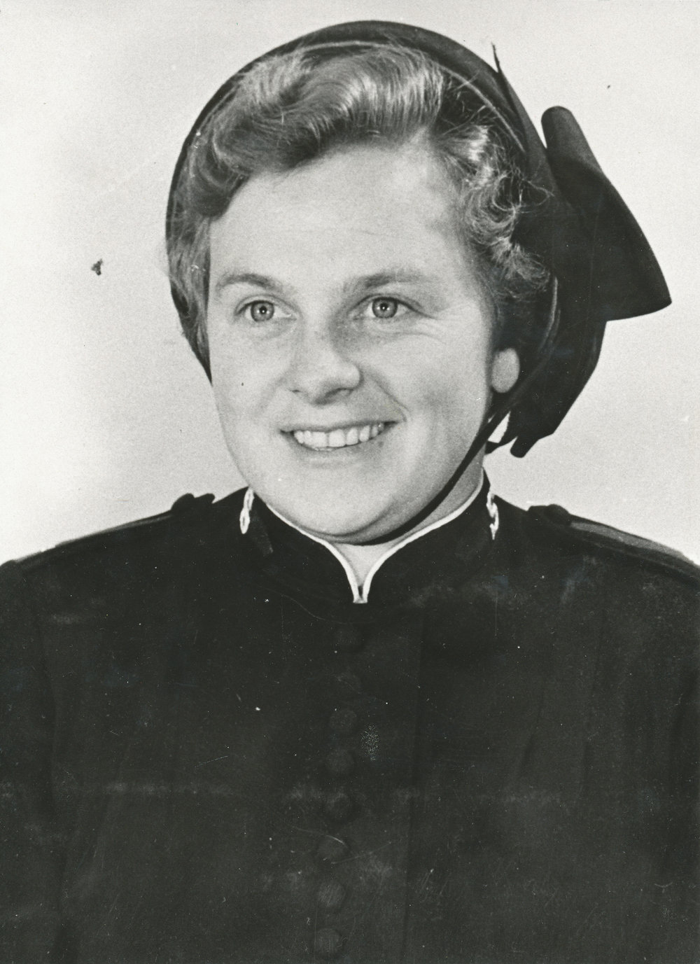 Salvation Army officer : 1960