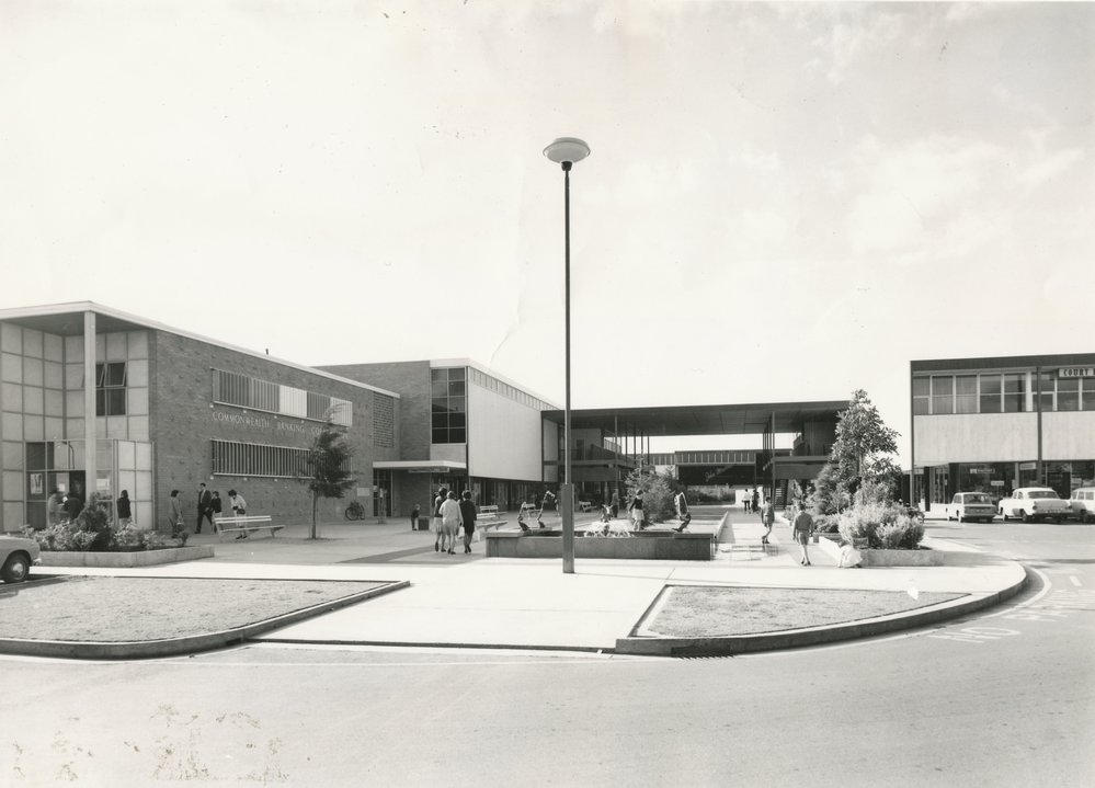 Elizabeth Town Centre : 1966