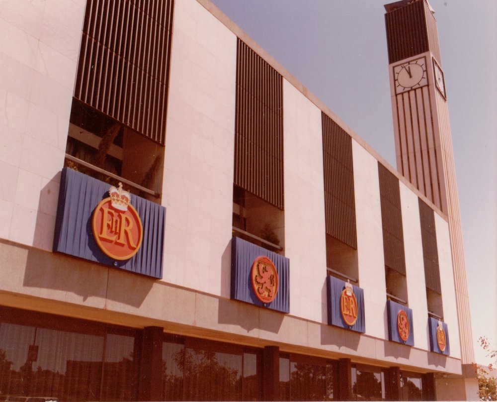Queen Elizabeth II visit to Elizabeth: 1977