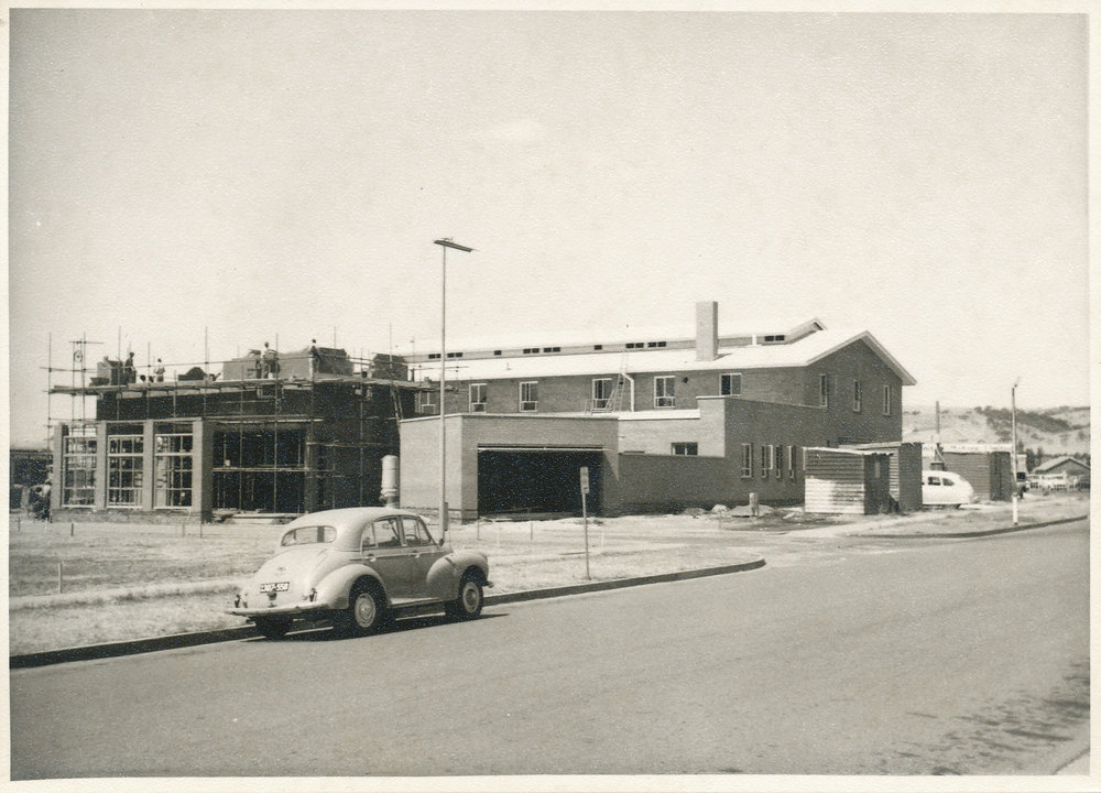 The Rose and crown Hotel : 1964