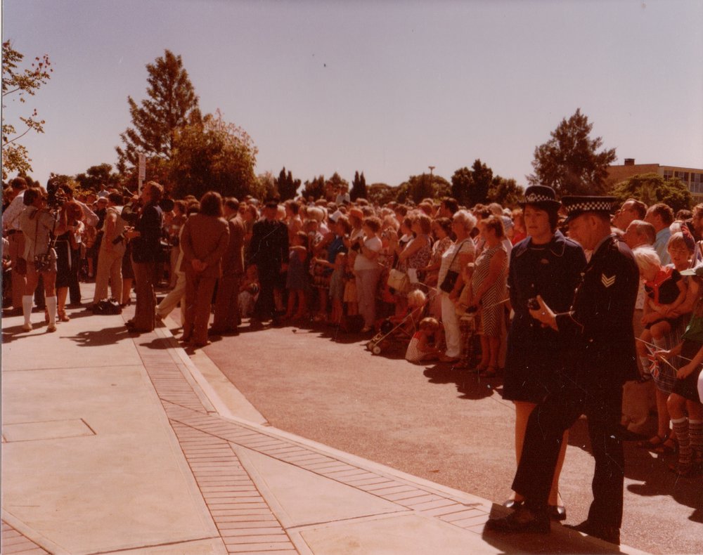 Queen Elizabeth II visits Elizabeth: 1977