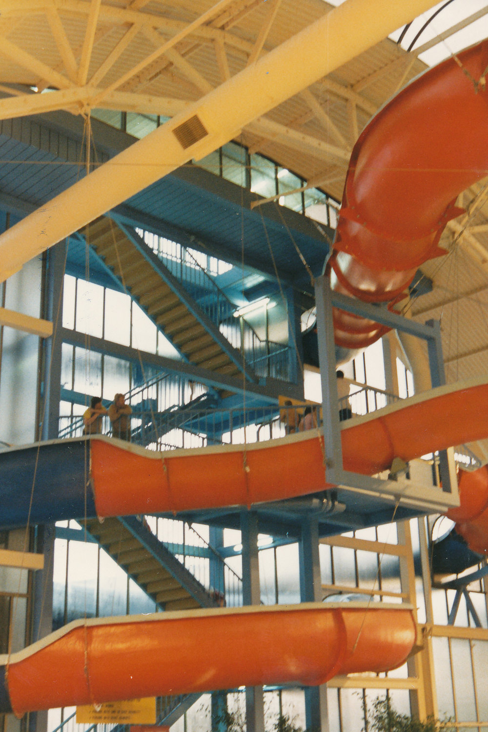 Elizabeth Aquadome: 1987