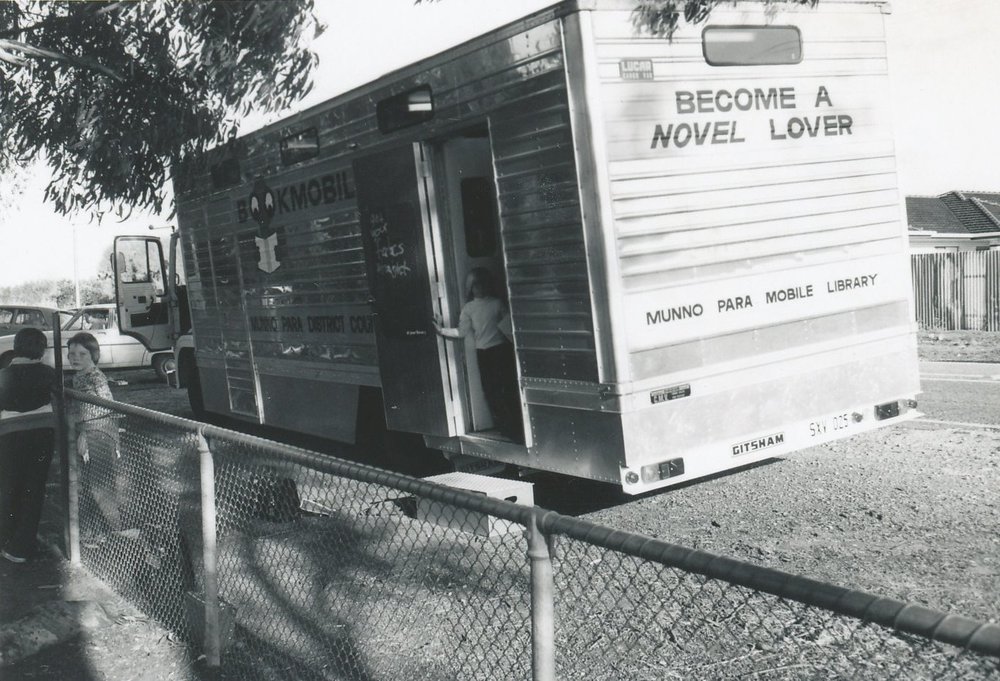 Munno Para Mobile Library