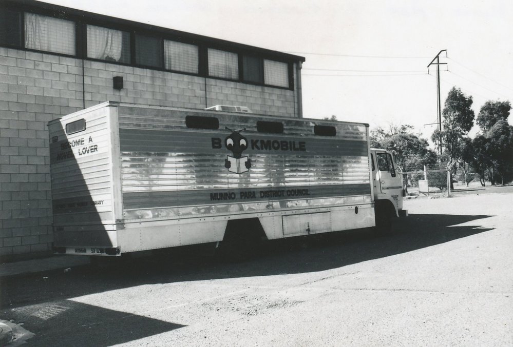 Munno Para Mobile Library