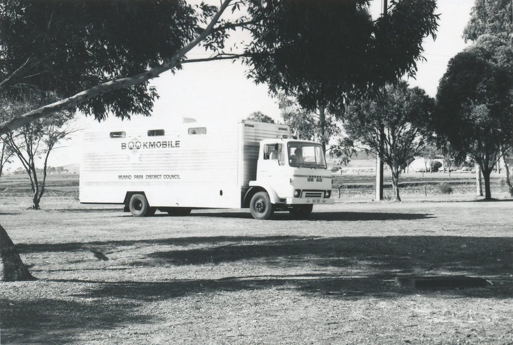 Munno Para Mobile Library