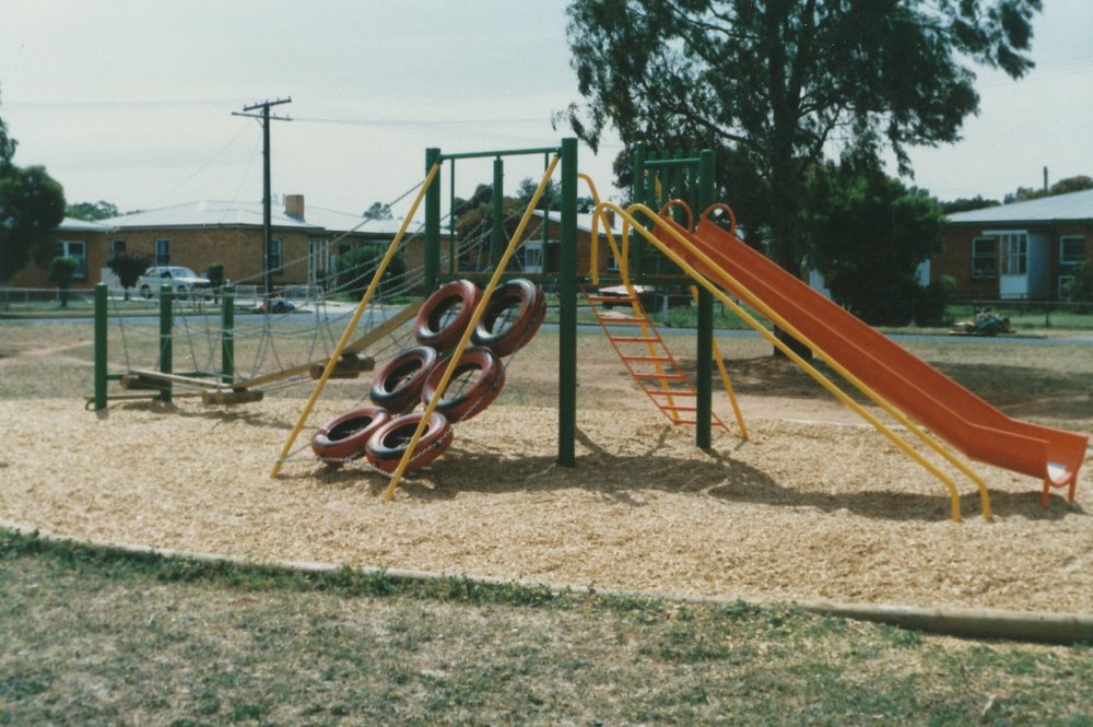 Stocklinch Crescent Reserve, Elizabeth West