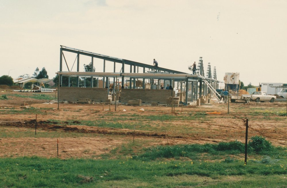 Construction of Munno Para Council Officers