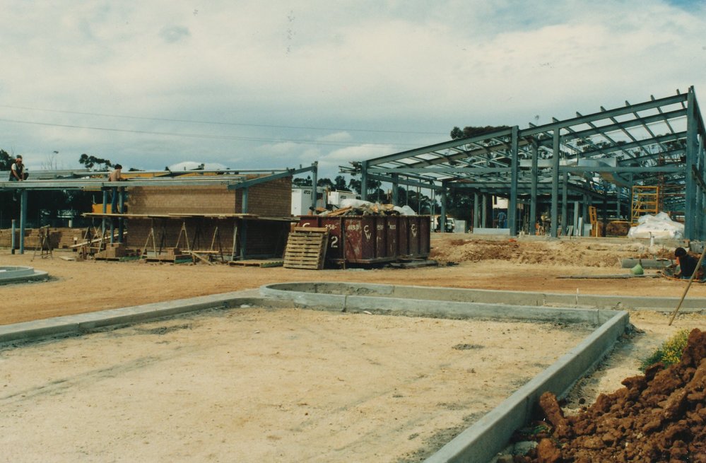 Construction of Munno Para Council Officers