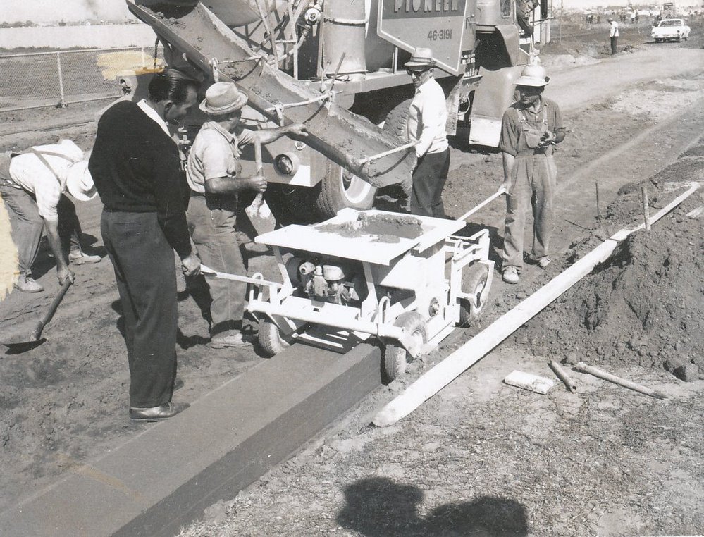 Munno Para Council Kerb Making Machine