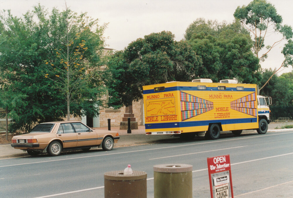 Munno Para Mobile Library