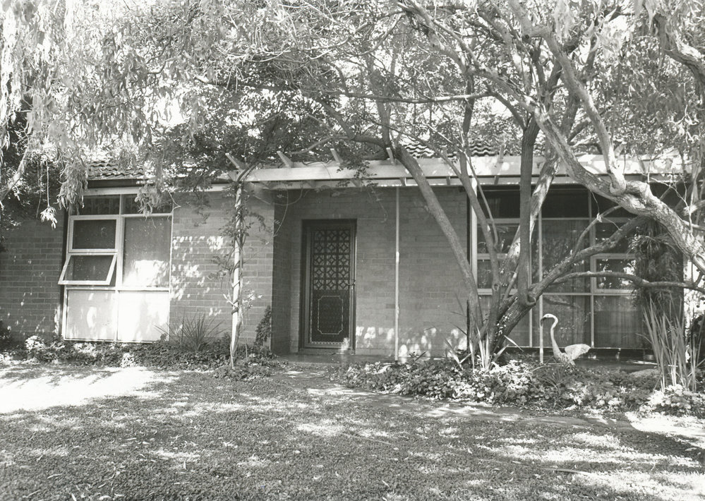 107 Peachey Road, Elizabeth West : 1990
