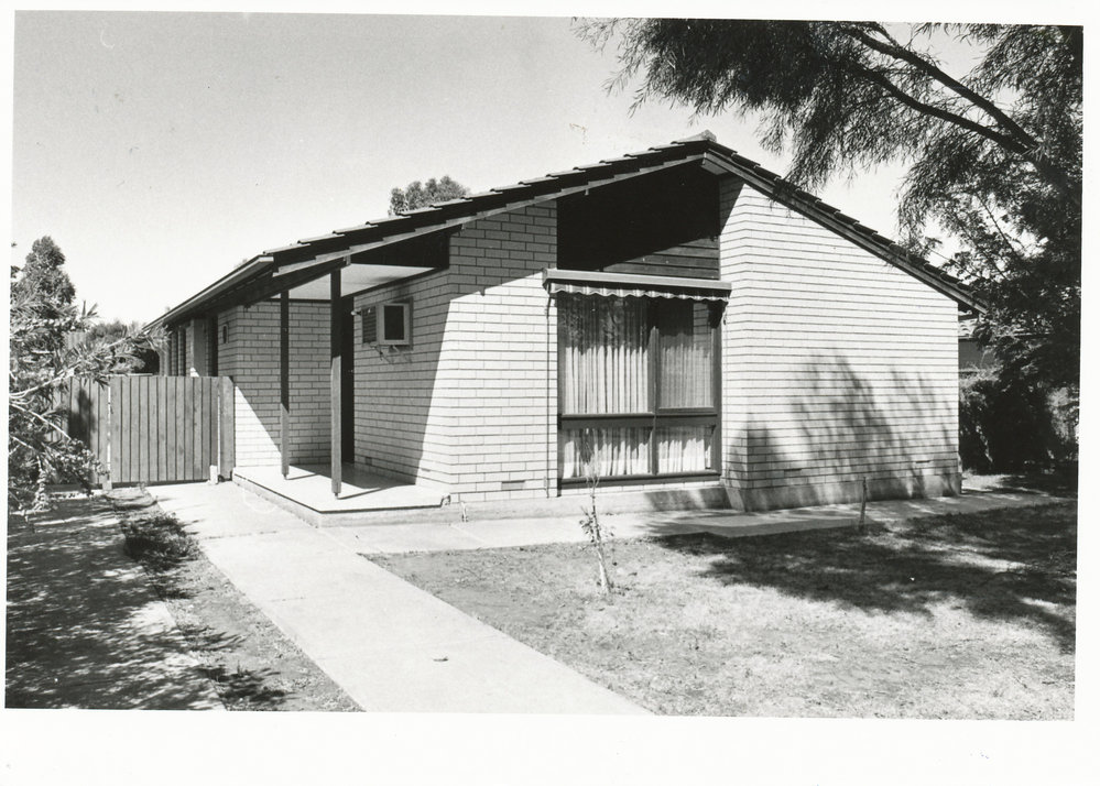 20 Lulama Crescent, Munno Para : 1988