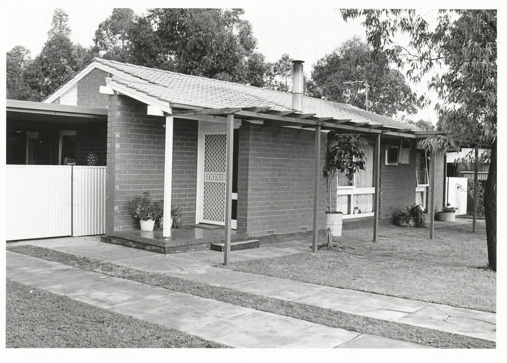 17 Myall Avenue, Munno Para : 1988