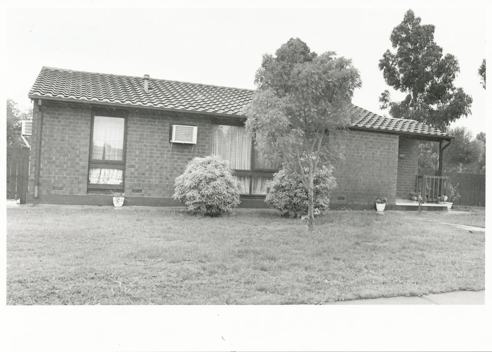 2 Tallara Crescent, Munno Para : 1988
