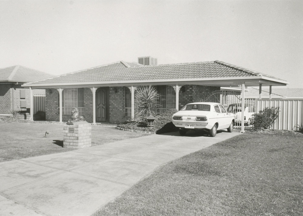 6 Amsterdam Court, Craigmore