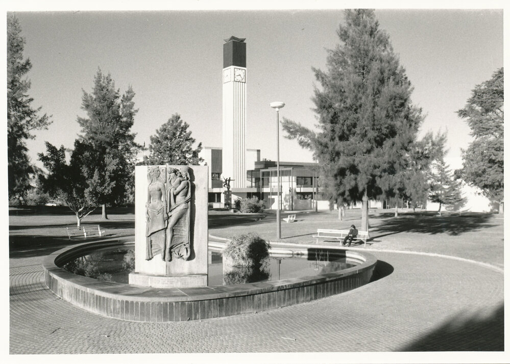 Windsor Green Fountain