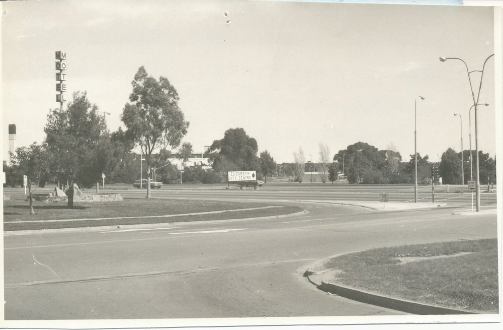 Intersection Of Main North Road and Ifould Road