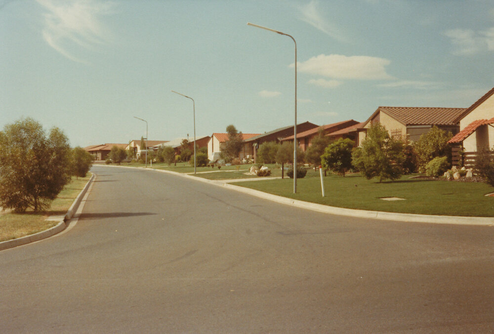 Fuller Crescent, Elizabeth East