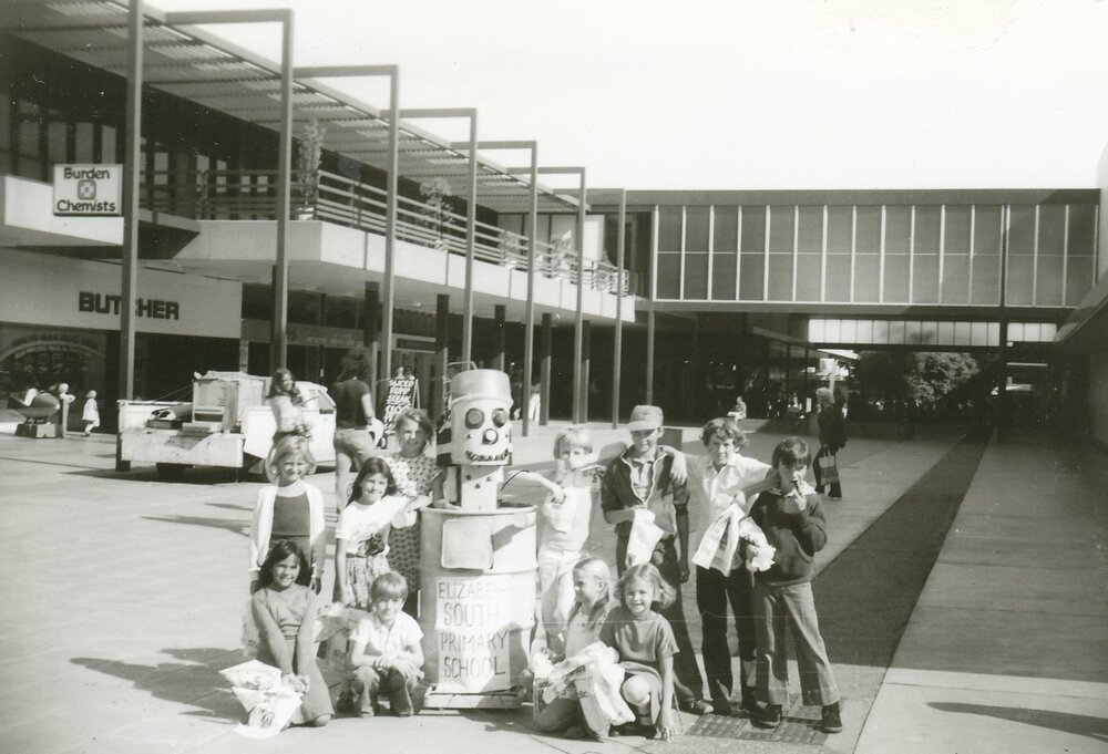 Ronnie the Rubbish Eating Robot