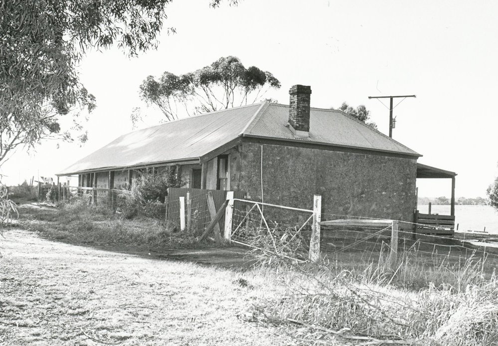Former One Tree Hill Inn