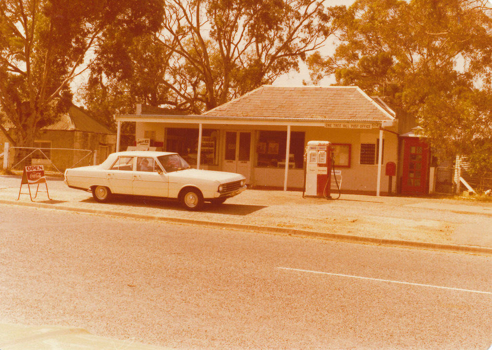 One Tree Hill Post Office