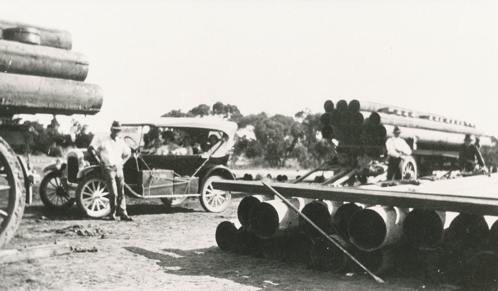 Jack Cooper carting pipes