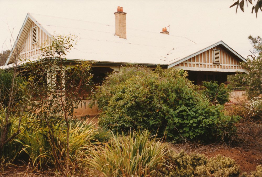 Willow Grove, Homestead