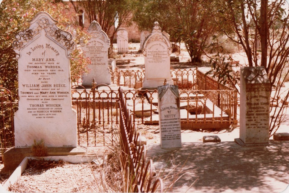 Carclew Cemetery: Worden, Smith, Roberts