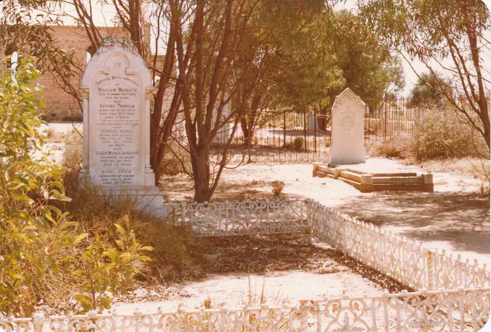 Carclew Cemetery: Roberts