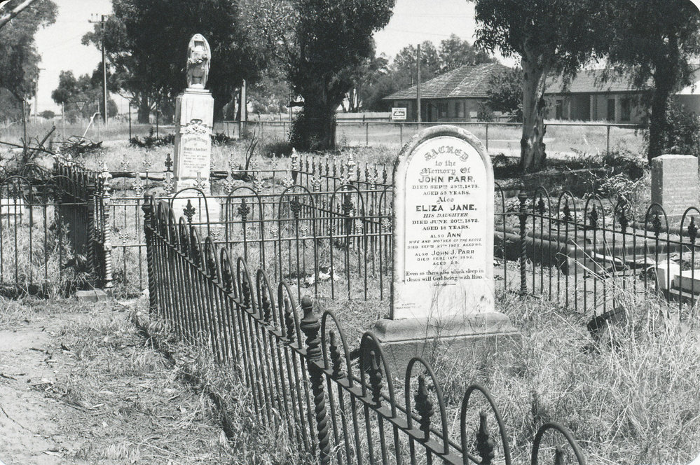 Angle Vale Cemetery: Parr