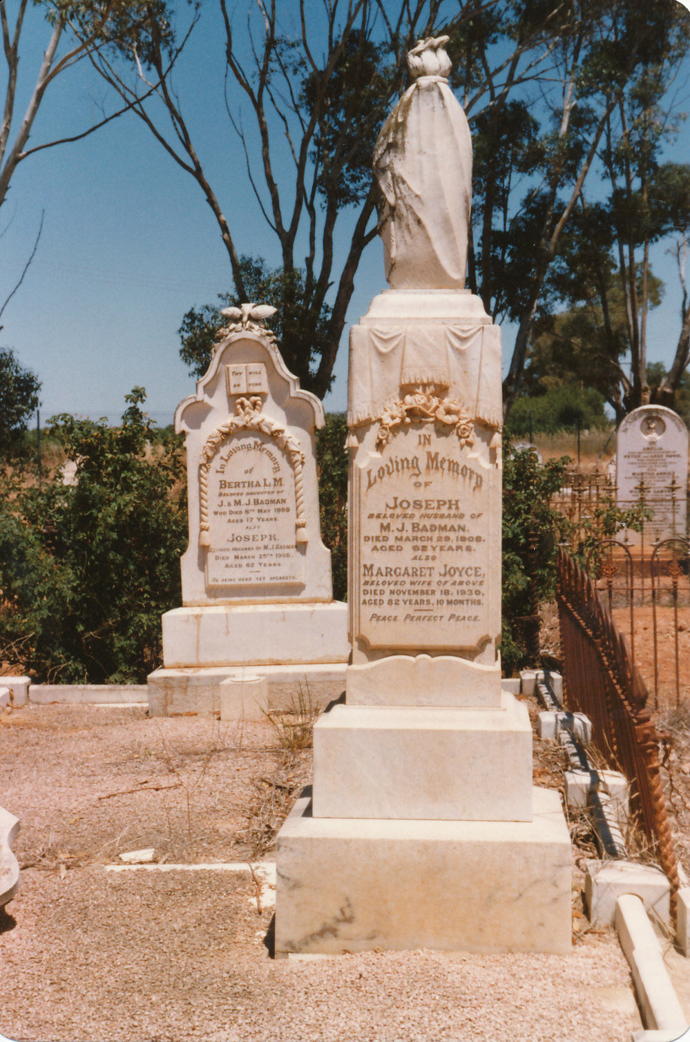 Angle Vale Cemetery: Badman