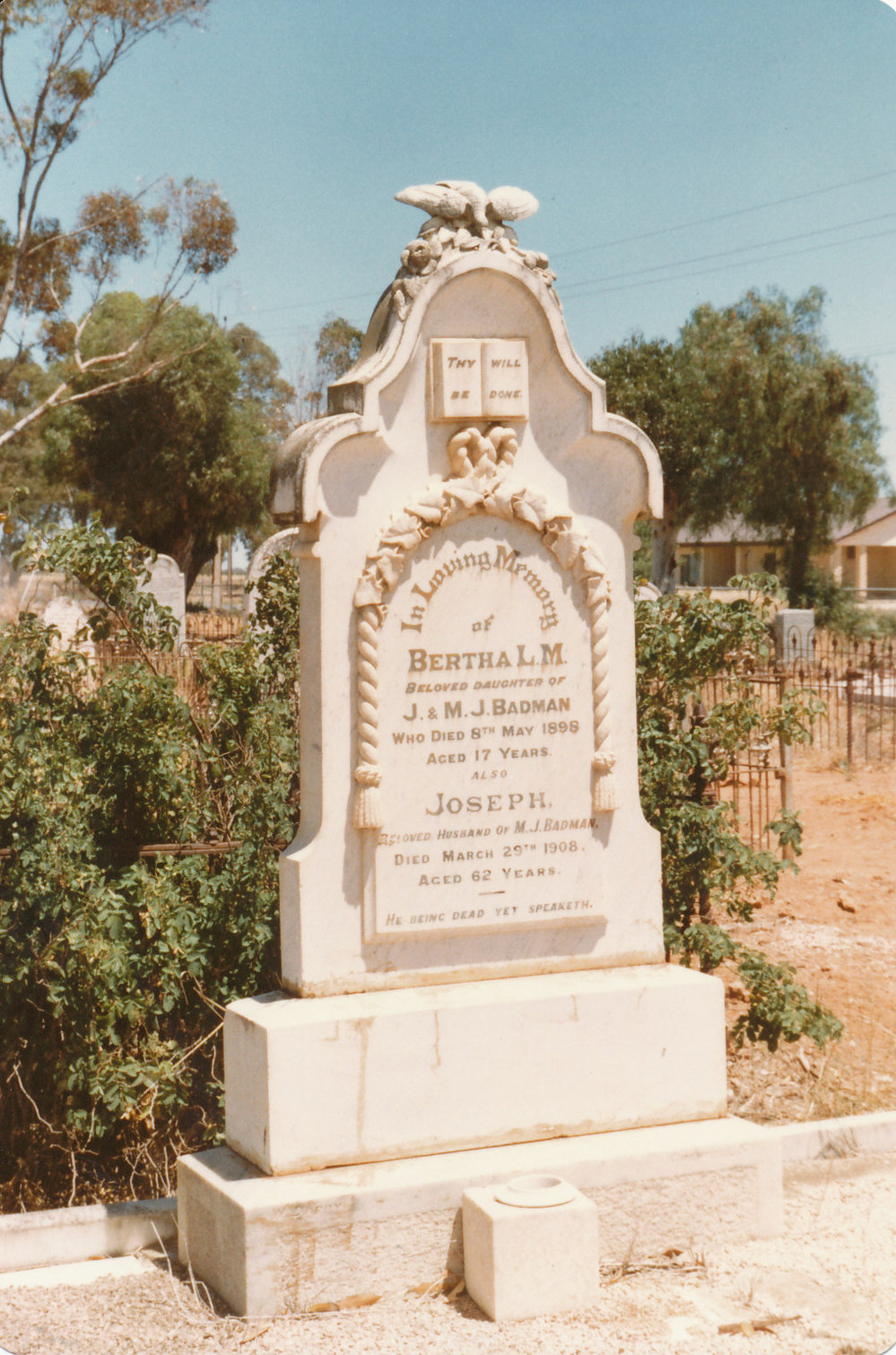 Angle Vale Cemetery: Badman