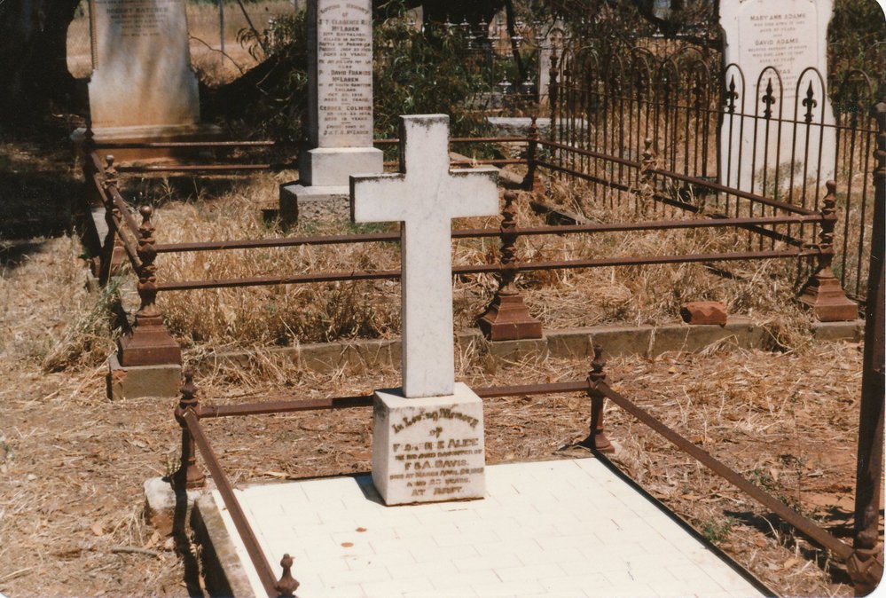 Angle Vale Cemetery: Florence Davis