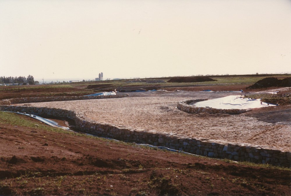 Smithfield Memorial Park Cemetery: 1985