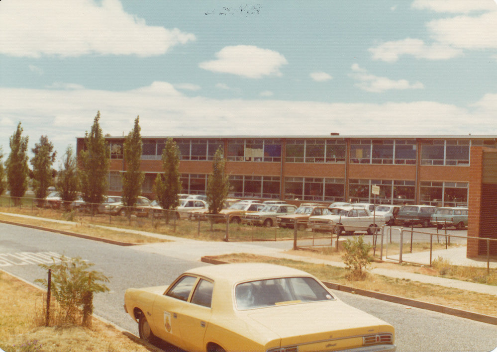 Elizabeth Field Primary School