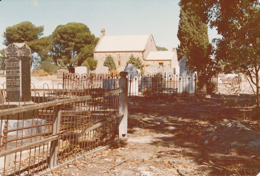 One Tree Hill Cemetery