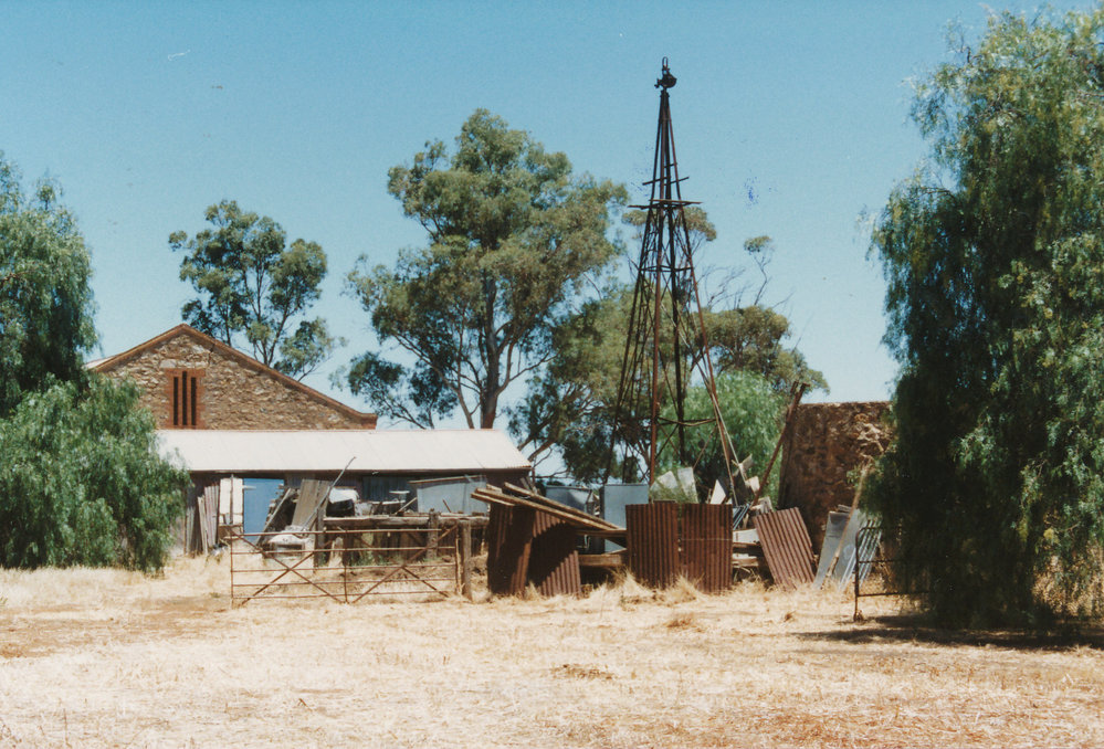 Roberts Homestead, Munno Para Downs