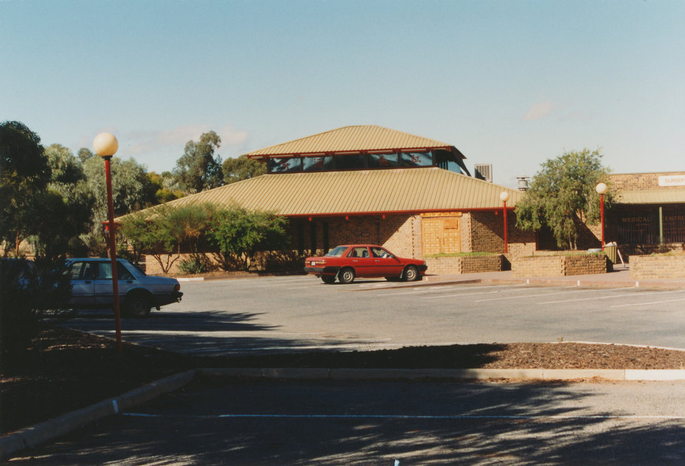 Munno Para Shopping Centre