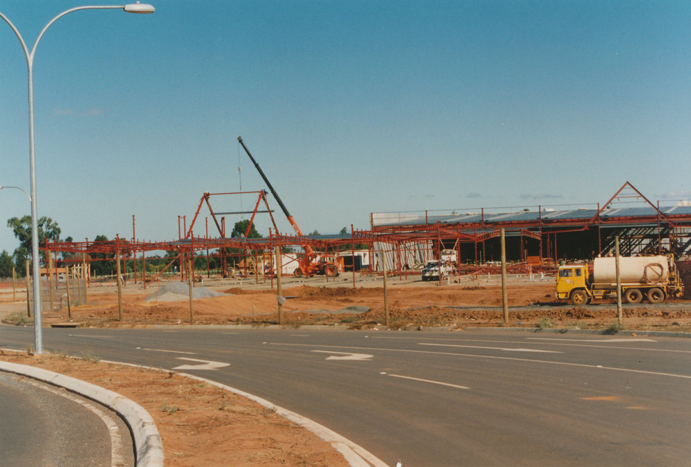 Munno Para Shopping Centre