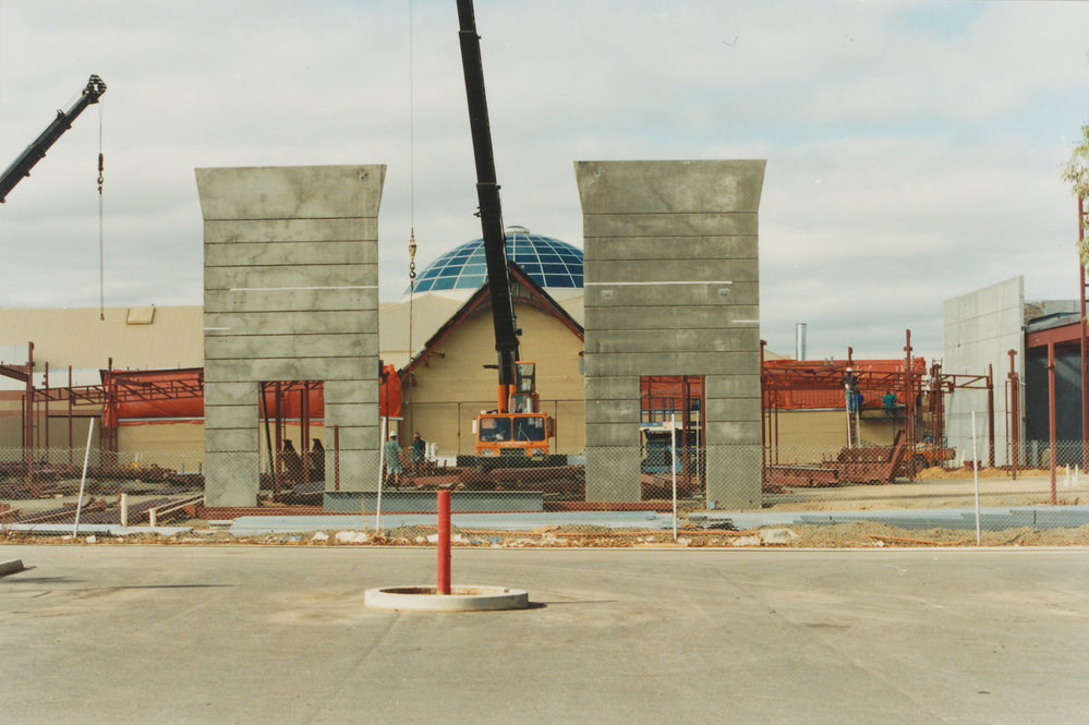 Munno Para Shopping Centre