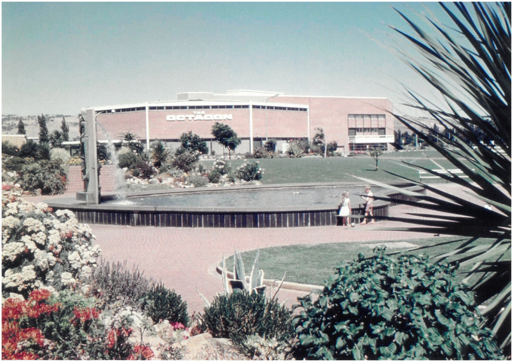 Windsor Green Fountain