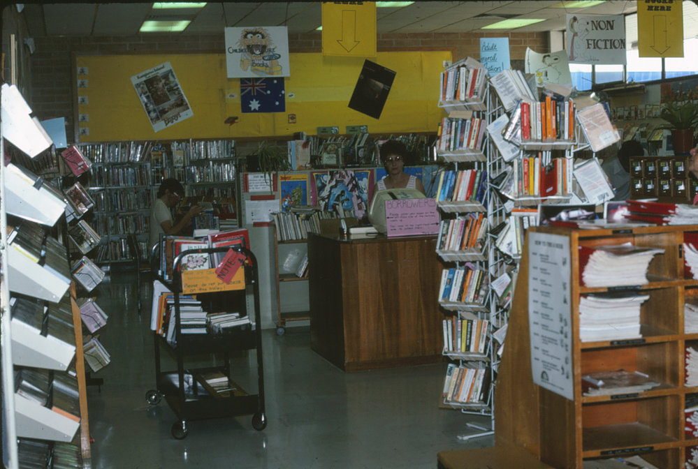 Elizabeth Library: 1987