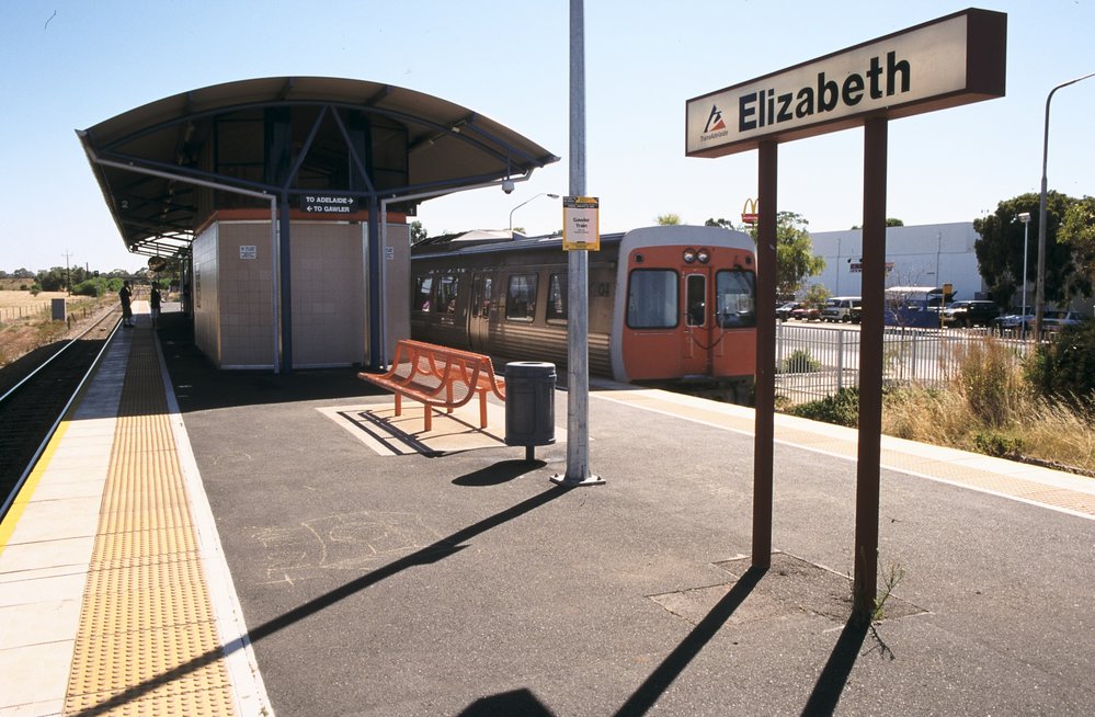 Elizabeth Train Station