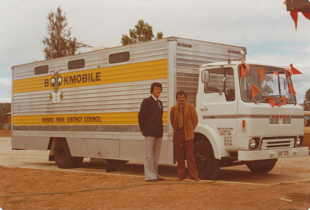 Munno Para Mobile Library