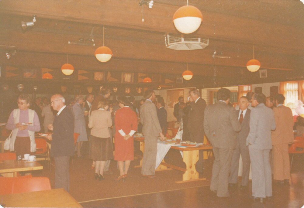 Munno Para Mobile Library Reception