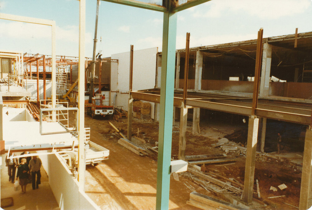 Elizabeth Town Centre: 1984