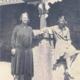 Elizabeth & Beatrice Twelftree