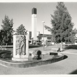 Windsor Green Fountain