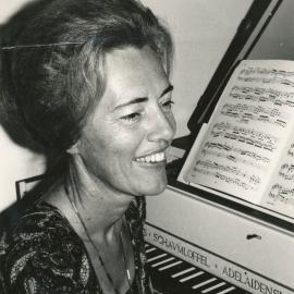 Emma den Hollander