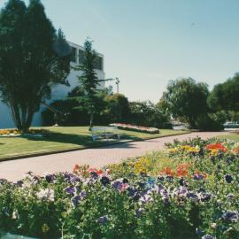 Garden Display on Windsor Green